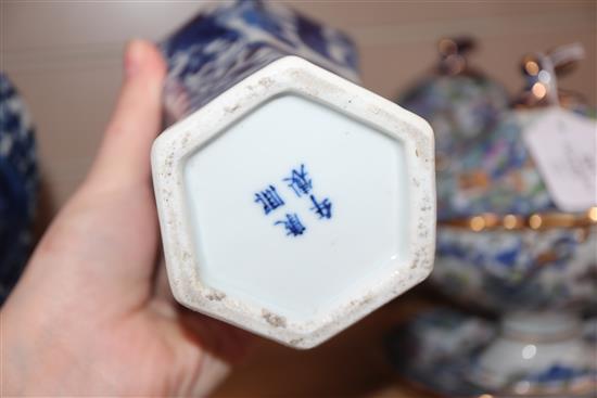 A pair of 19th century Chinese blue and white hexagonal vases H.23.5cm